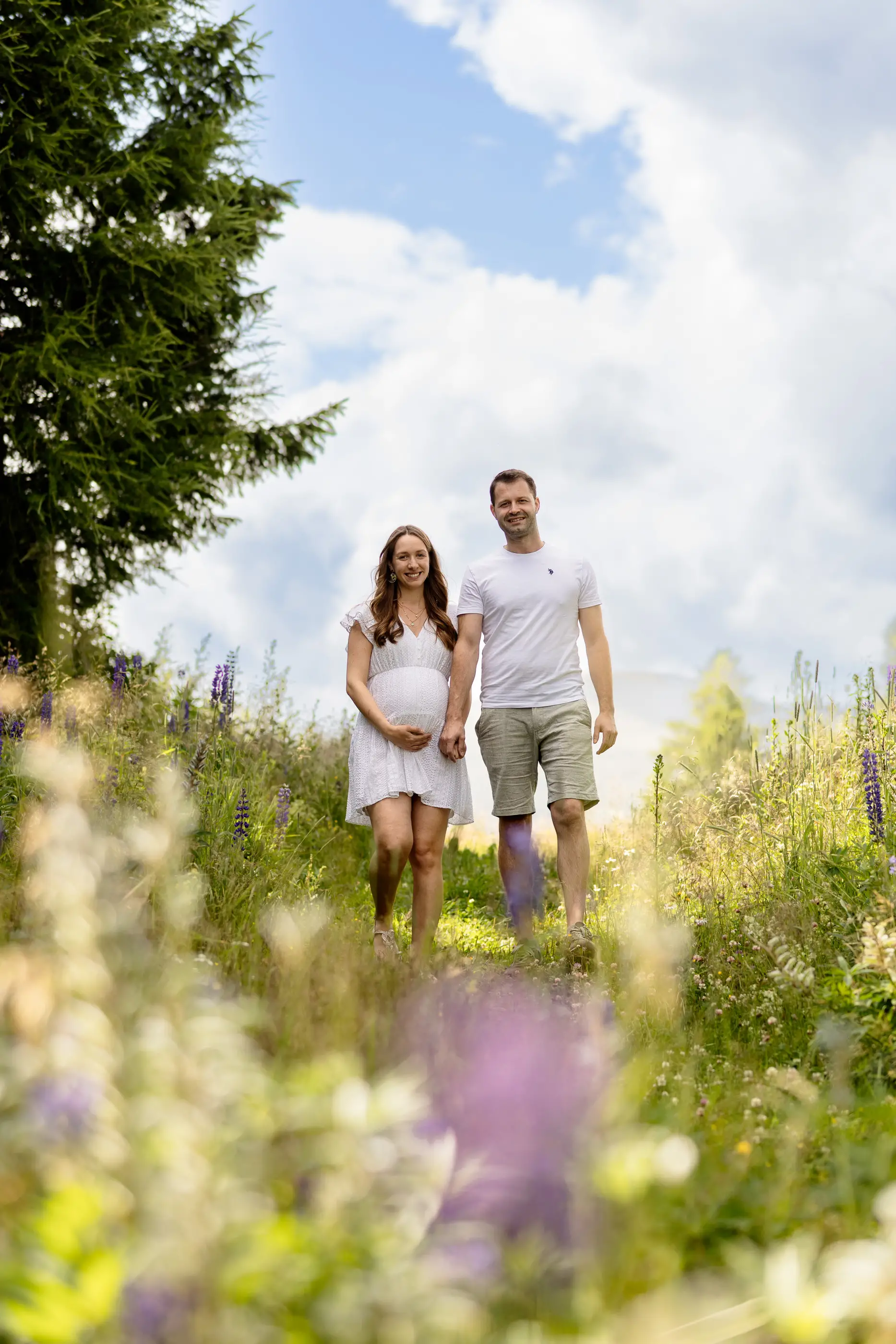 Babybauchshooting-in-Kärnten-in-der-Natur