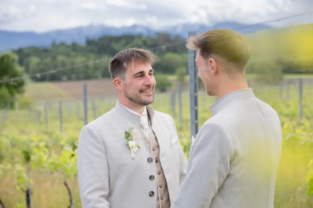 Hochzeitsbilder-in-den-Weingärten-am-Maltschachersee-in-Kärnten