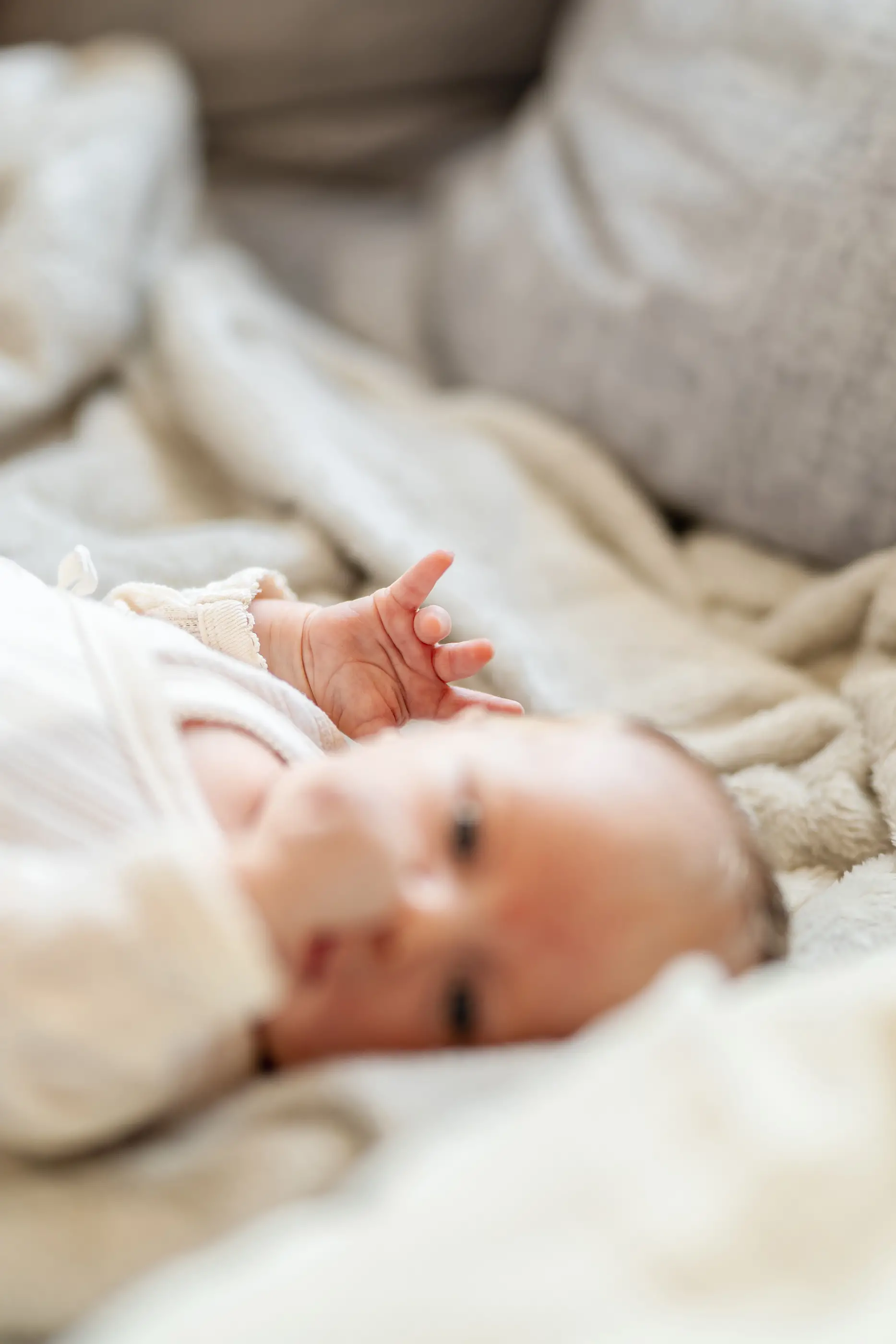 Detailbilder-Babyfotografie-Hand-Newborn