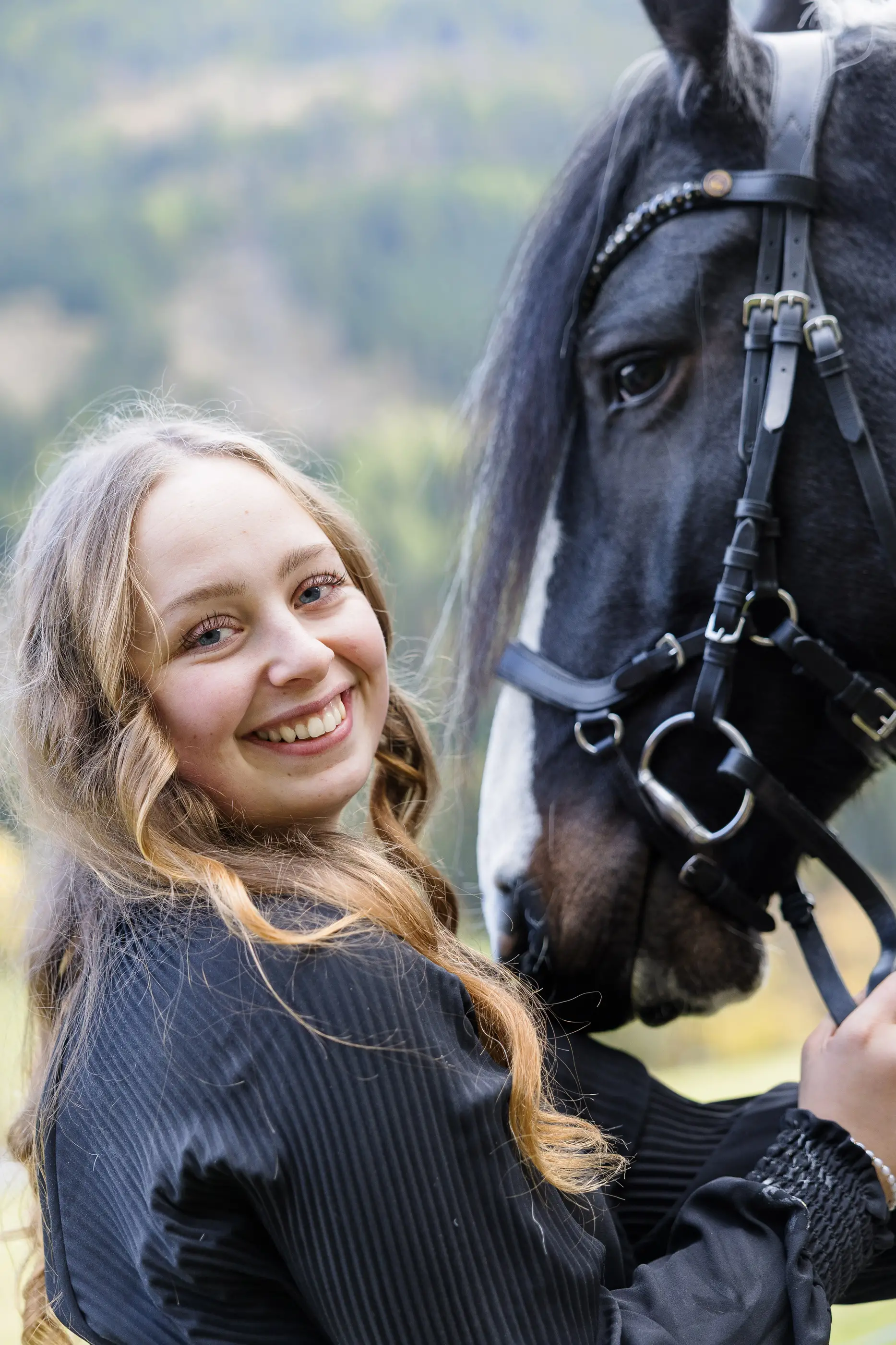 Portraitshooting-mit-Pferden-in-der-Natur